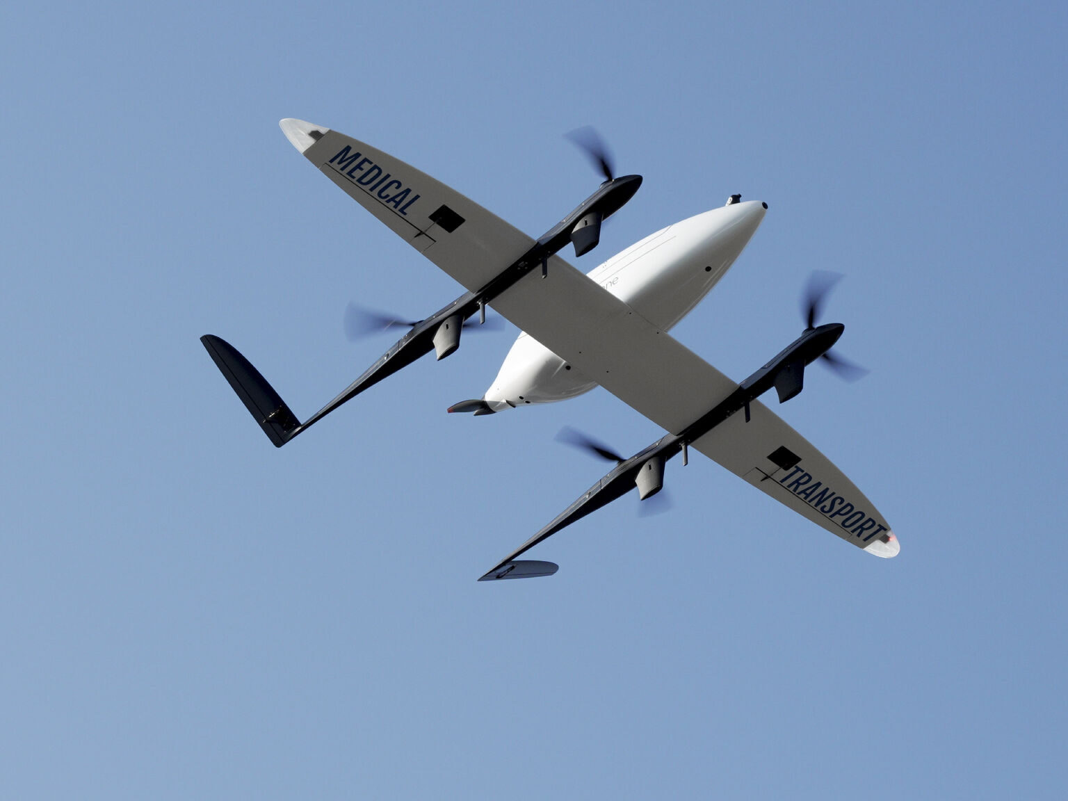 Photographie d'un drone spécialisé dans le transport médical